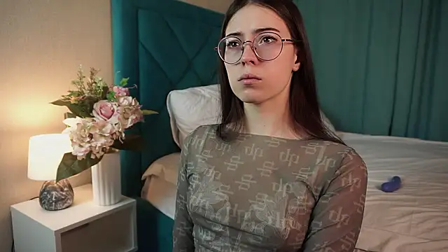 ywixos online show from 8, 2, 2026