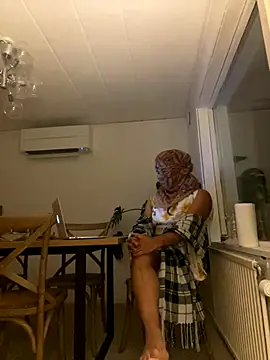 latina-pene online show from 16, 12, 2025