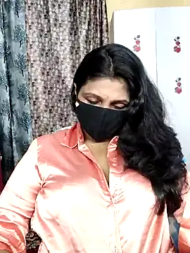 Snapshot of Hotty_Sonali chatting on 5, 5, 2026 Hotty Sonali online show from 5, 5, 2026
