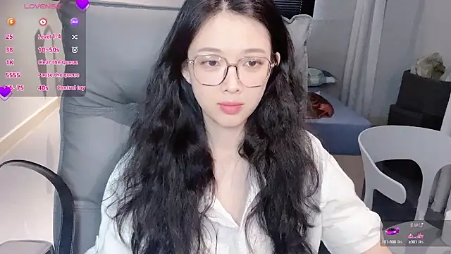 NiNi-baby520 online show from 23, 9, 2025