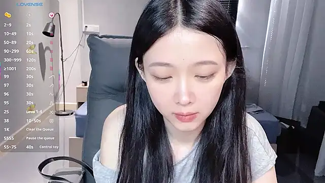 NiNi-baby520 online show from 11, 10, 2025