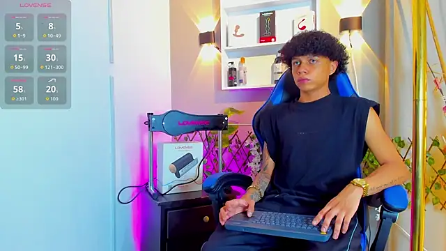 Snapshot of _taylor_black chatting on 18, 7, 2026 taylor black online show from 18, 7, 2026