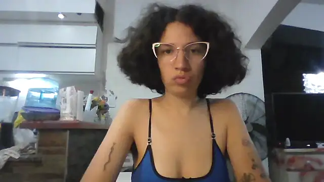 loliporomero online show from 17, 10, 2025