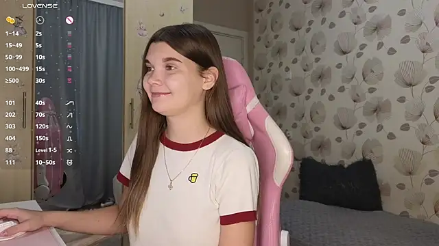 Snapshot of _cute_ice chatting on 8, 10, 2025 cute ice online show from 8, 10, 2025