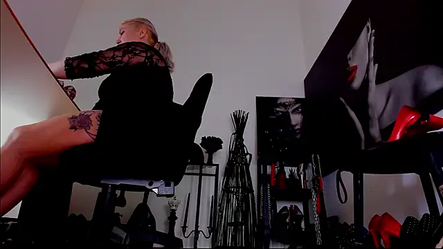 demisweet online show from 3, 2, 2026