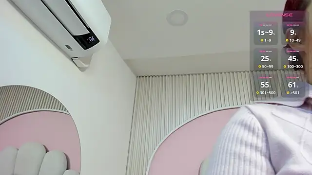 hinata dolly online show from 24, 10, 2025