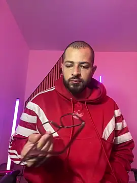 Snapshot of magnumchris chatting on 24, 2, 2026 magnumchris online show from 24, 2, 2026