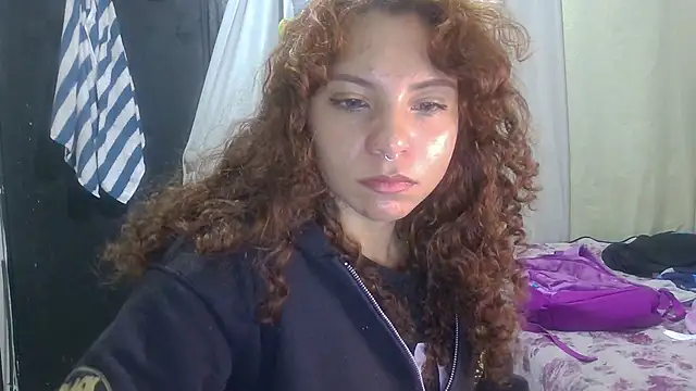 Snapshot of VioletV chatting on 15, 5, 2026 VioletV online show from 15, 5, 2026