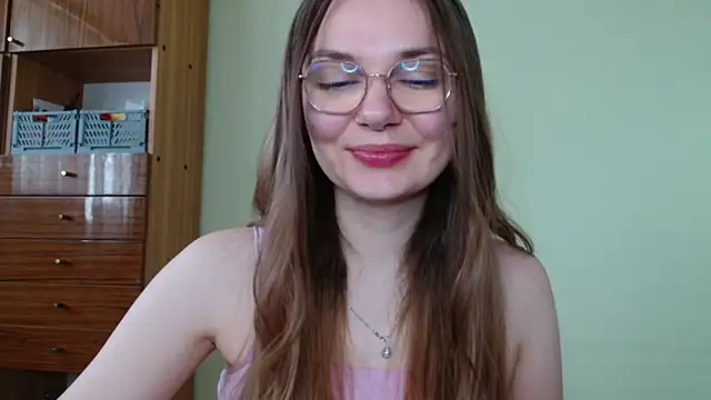 LooveELLYx online show from 14, 5, 2026