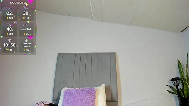 Sophia Ebony online show from 4, 11, 2025