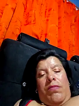 Hanna Kieran online show from 2, 12, 2025