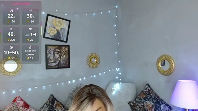 Corinndupontx online show from 14, 11, 2025