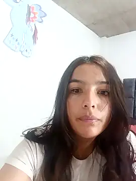 Esmeraldaa- online show from 20, 12, 2025