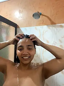 effie castroo online show from 9, 11, 2025