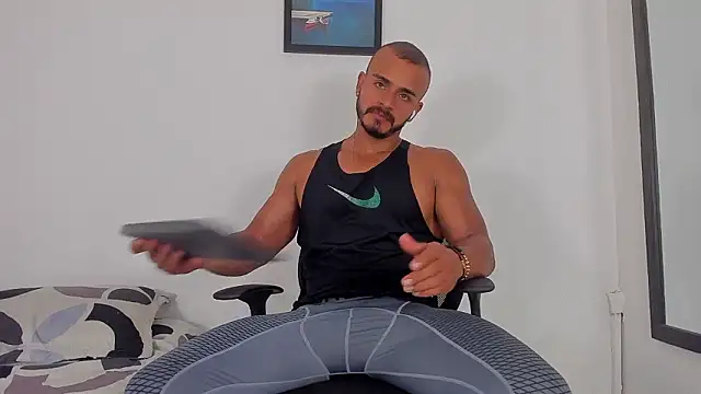 Snapshot of magnusclark chatting on 13, 2, 2026 magnusclark online show from 13, 2, 2026