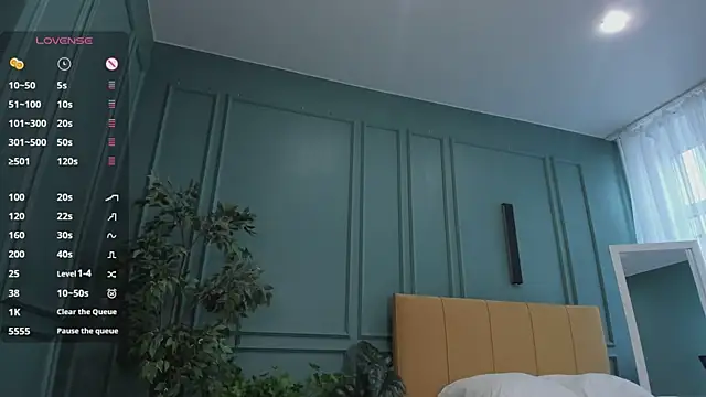 chloe dreammm online show from 25, 4, 2026