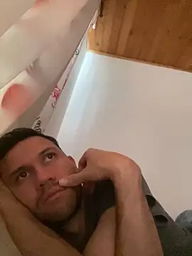 Michaell Spinelly online show from 5, 2, 2026