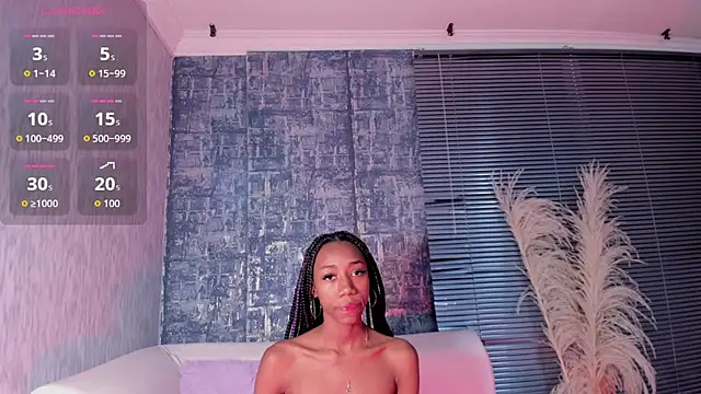 NathalyLeen online show from 11, 10, 2025