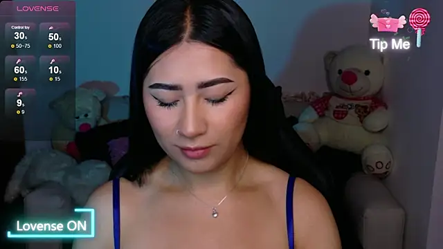 evelyn ch  online show from 2, 12, 2025