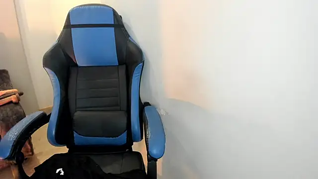 Scarbadgirl  online show from 18, 11, 2025