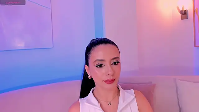 Snapshot of IsabellaMoreau chatting on 23, 9, 2025 IsabellaMoreau online show from 23, 9, 2025