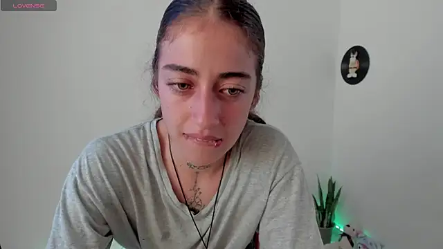 Snapshot of star_shooting8 chatting on 19, 5, 2026 star shooting8 online show from 19, 5, 2026
