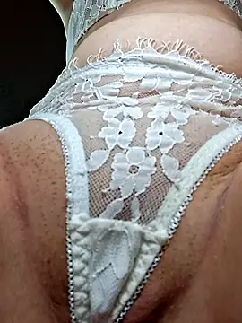 Olivia OliV online show from 10, 10, 2025