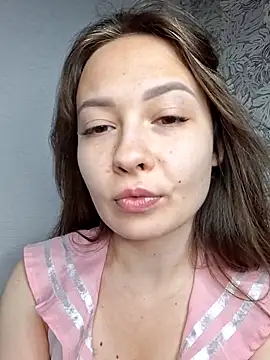 Olivia OliV online show from 10, 6, 2026