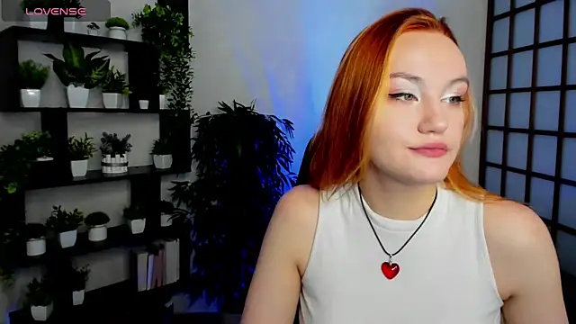 Ida FaneStain online show from 5, 10, 2025