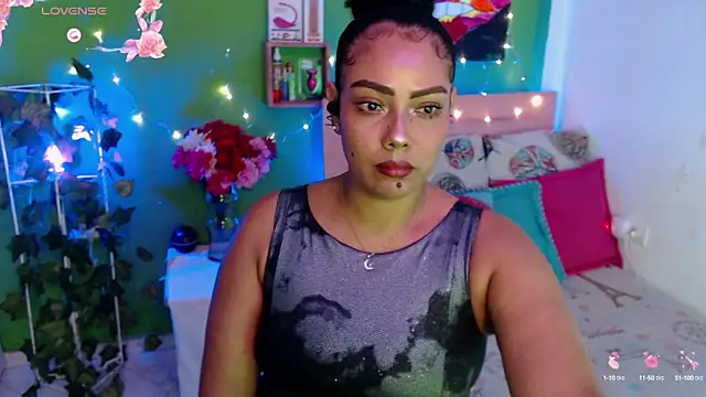 Snapshot of katherinnyazz chatting on 19, 9, 2025 katherinnyazz online show from 19, 9, 2025