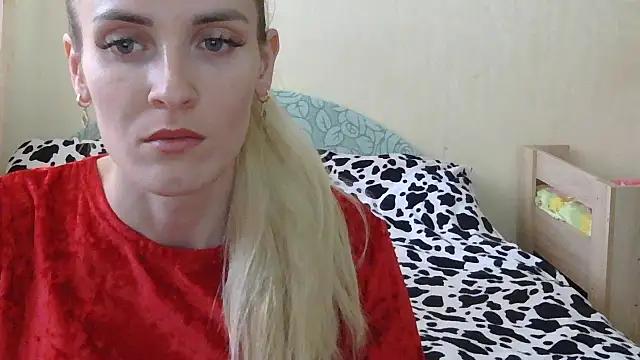 Snapshot of JayeTyler chatting on 7, 5, 2026 JayeTyler online show from 7, 5, 2026
