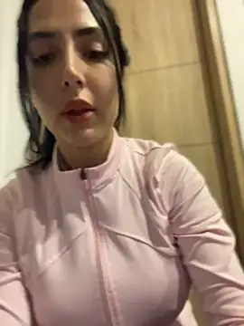Snapshot of oh_nina chatting on 15, 7, 2026 oh nina online show from 15, 7, 2026