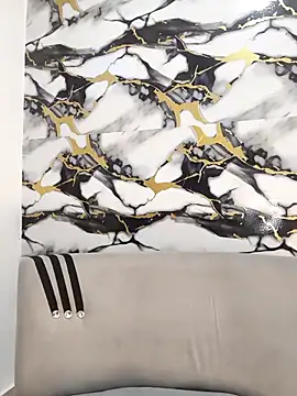 Hiroshi Shen online show from 18, 12, 2025