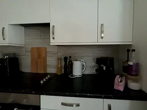 Snapshot of FrancescaXO chatting on 4, 10, 2025 FrancescaXO online show from 4, 10, 2025