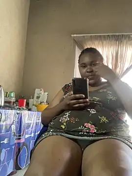 ChubbyAssyiyer online show from 8, 11, 2025