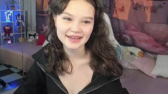 Snapshot of EmilyChaves chatting on 25, 11, 2025 EmilyChaves online show from 25, 11, 2025