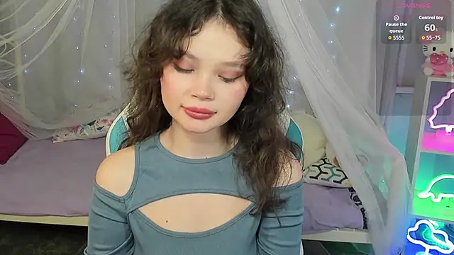 Snapshot of EmilyChaves chatting on 30, 11, 2025 EmilyChaves online show from 30, 11, 2025