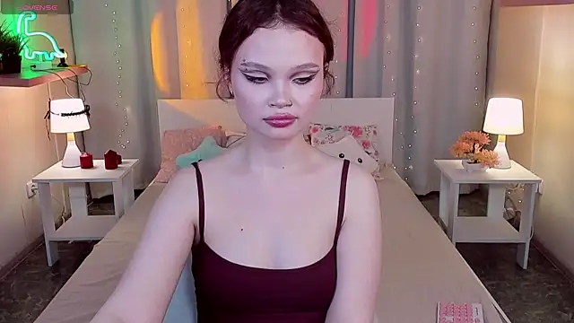 EmilyChaves online show from 24, 6, 2026