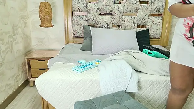 Snapshot of ZOLEY_WATSON chatting on 23, 11, 2025 ZOLEY WATSON online show from 23, 11, 2025