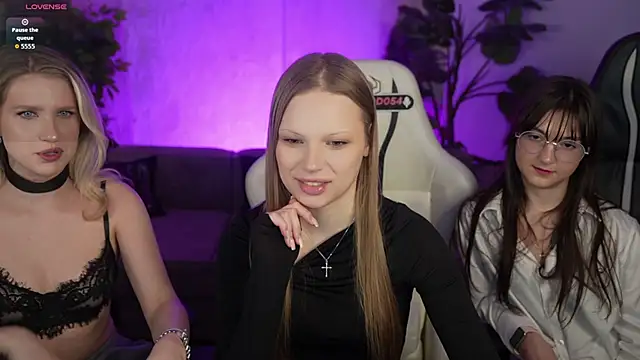 Scarlett Sweet054 online show from 6, 3, 2026