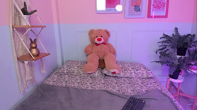 Camila Rivers online show from 10, 3, 2026