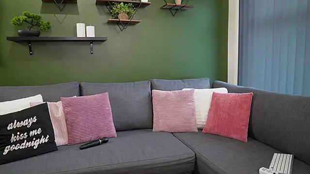 Eveline Beauty Kitty online show from 11, 4, 2026