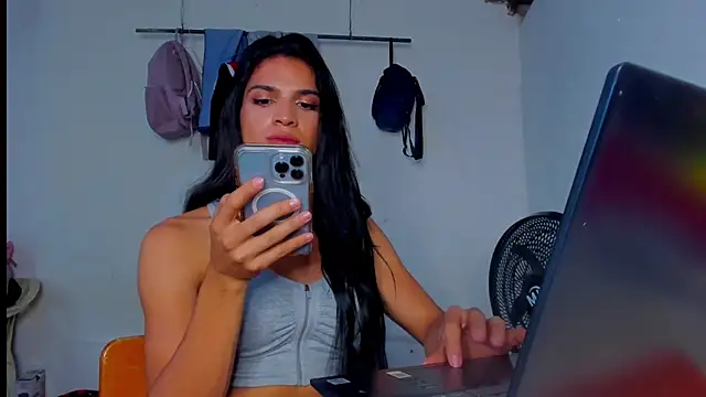 ISA BELLA VZL online show from 12, 1, 2026