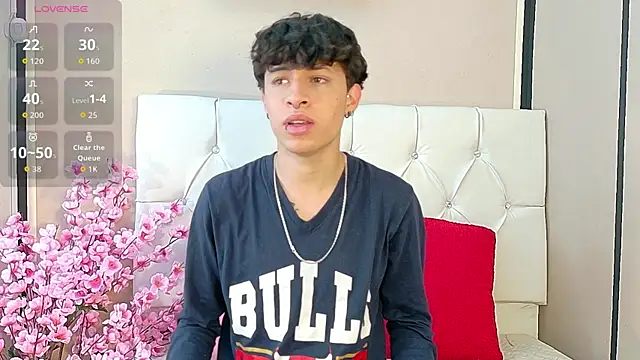 Axel  Evans online show from 20, 10, 2025