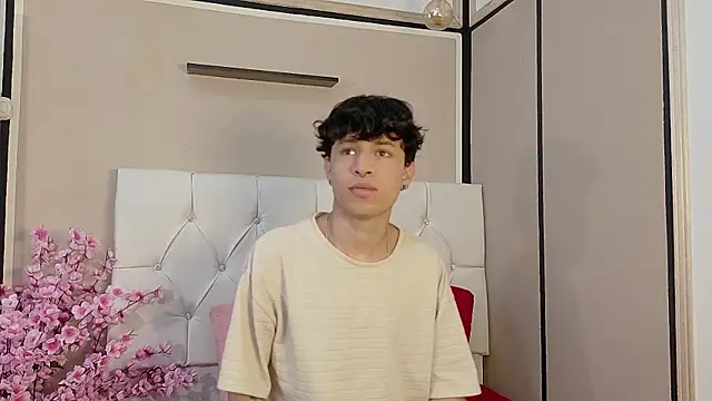 Axel  Evans online show from 27, 10, 2025