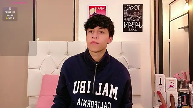 Axel  Evans online show from 2, 2, 2026