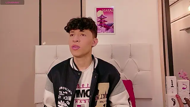 Axel  Evans online show from 30, 3, 2026