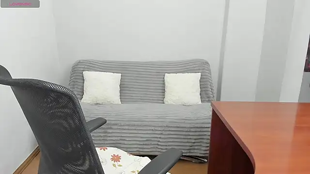 Alisha Skyes online show from 6, 2, 2026