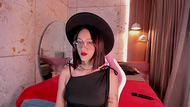 daphne courtis online show from 19, 11, 2025