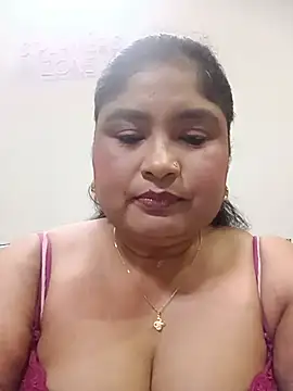 Snapshot of hornyriyanka chatting on 14, 7, 2026 hornyriyanka online show from 14, 7, 2026